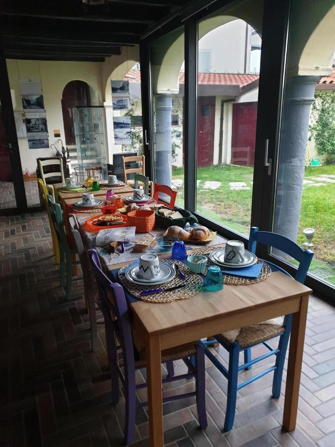 Bed and Breakfast Le Tre Arti Гавирате Экстерьер фото