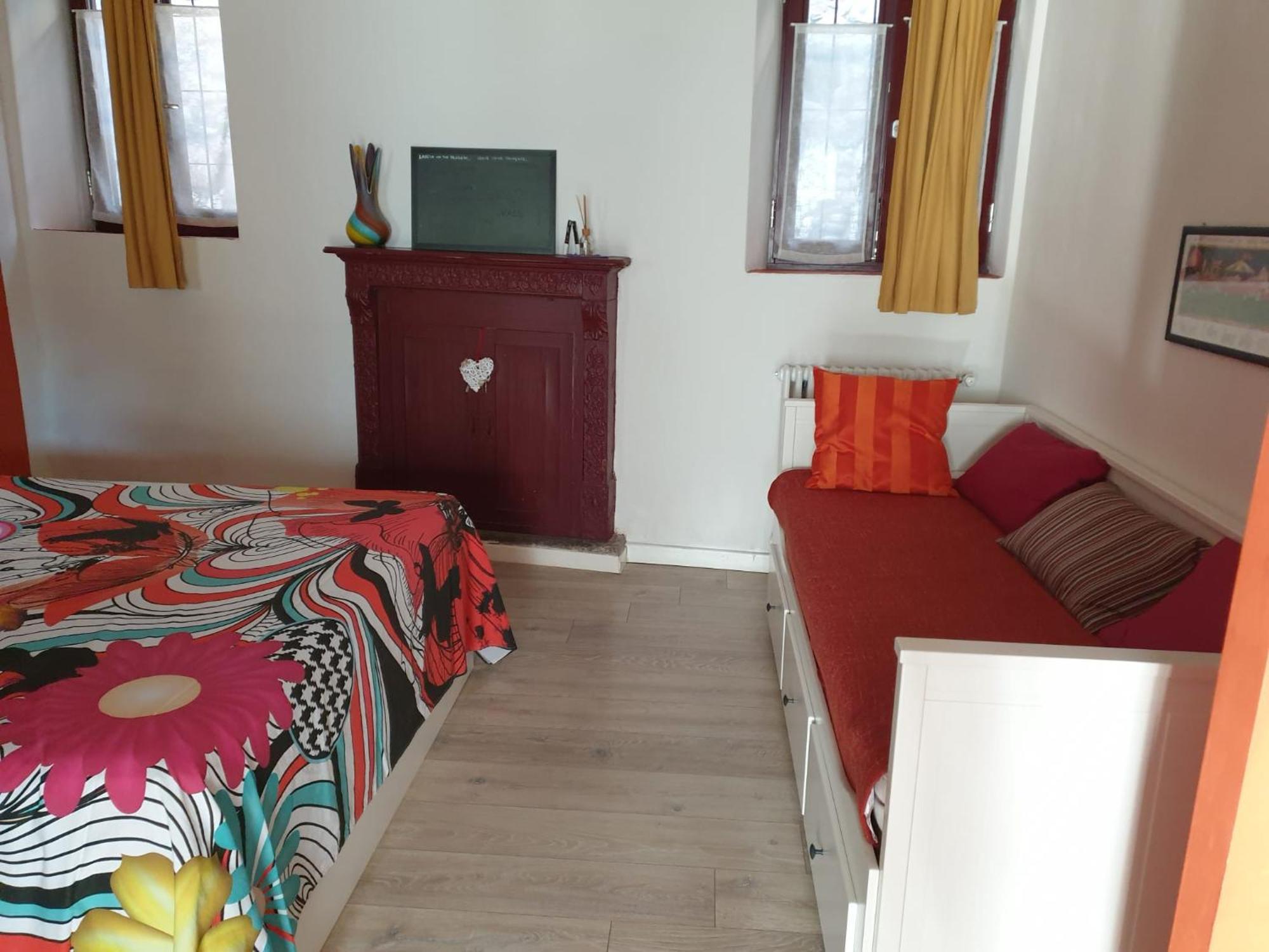 Bed and Breakfast Le Tre Arti Гавирате Экстерьер фото